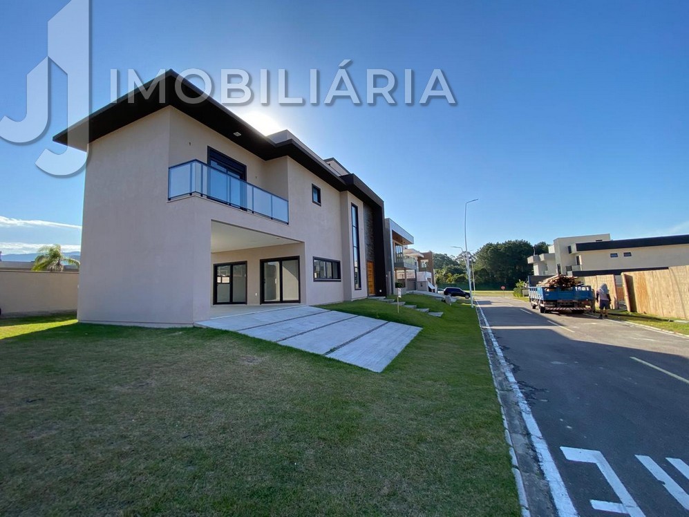 Casa Residencial para venda no Sao Joao do Rio Vermelho em Florianopolis com 420m² por R$ 1.750.000,00