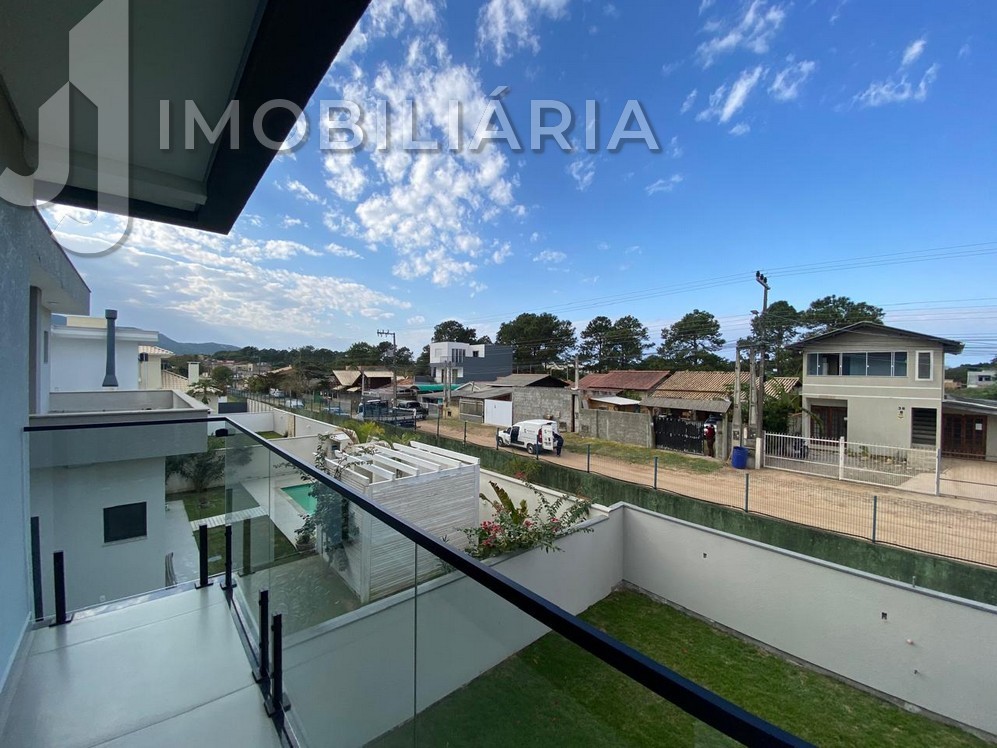 Casa Residencial para venda no Sao Joao do Rio Vermelho em Florianopolis com 375m² por R$ 1.580.000,00
