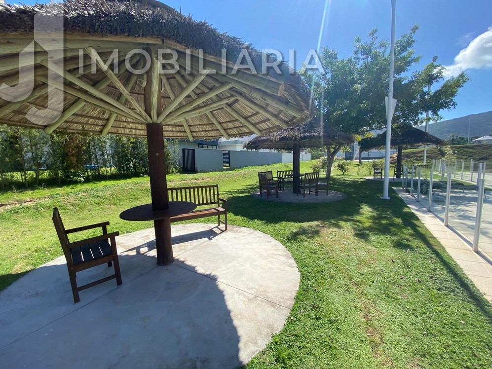 Casa Residencial para venda no Sao Joao do Rio Vermelho em Florianopolis com 375m² por R$ 1.580.000,00