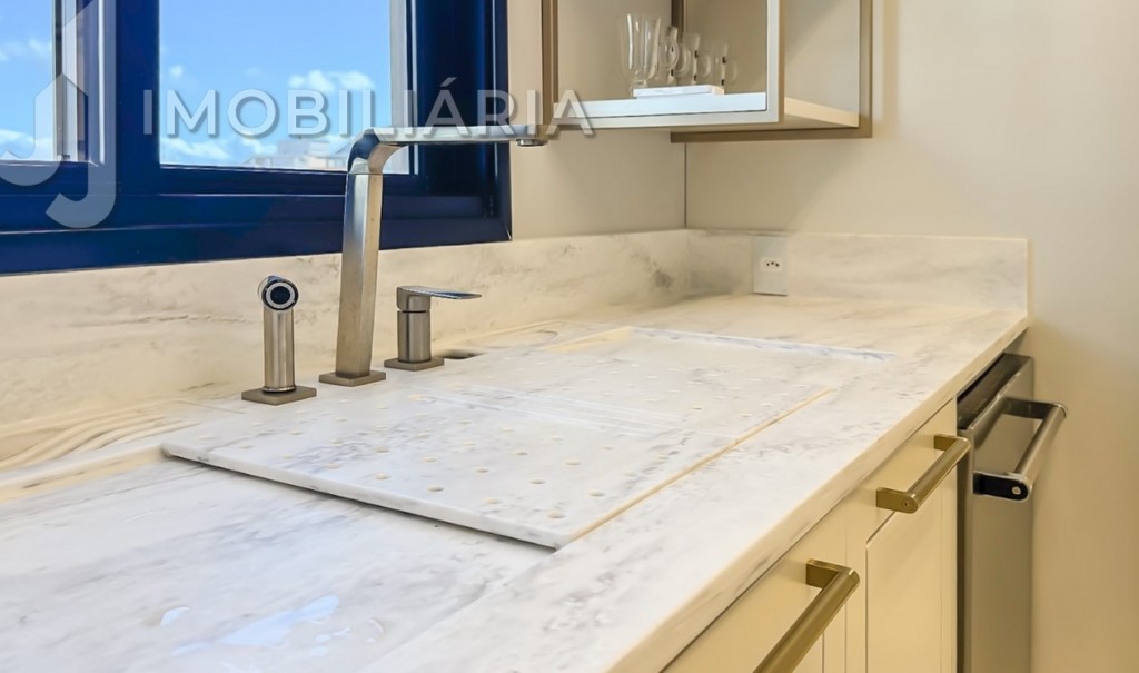 Apartamento para venda no Jurere em Florianopolis com 350m² por R$ 9.200.000,00