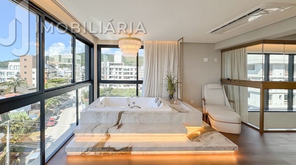 Apartamento para venda no Jurere em Florianopolis com 350m² por R$ 9.200.000,00