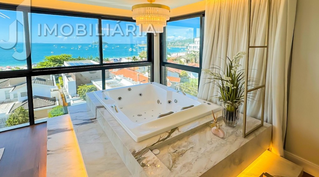 Apartamento para venda no Jurere em Florianopolis com 350m² por R$ 9.200.000,00