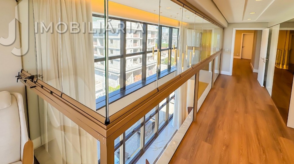 Apartamento para venda no Jurere em Florianopolis com 350m² por R$ 9.200.000,00