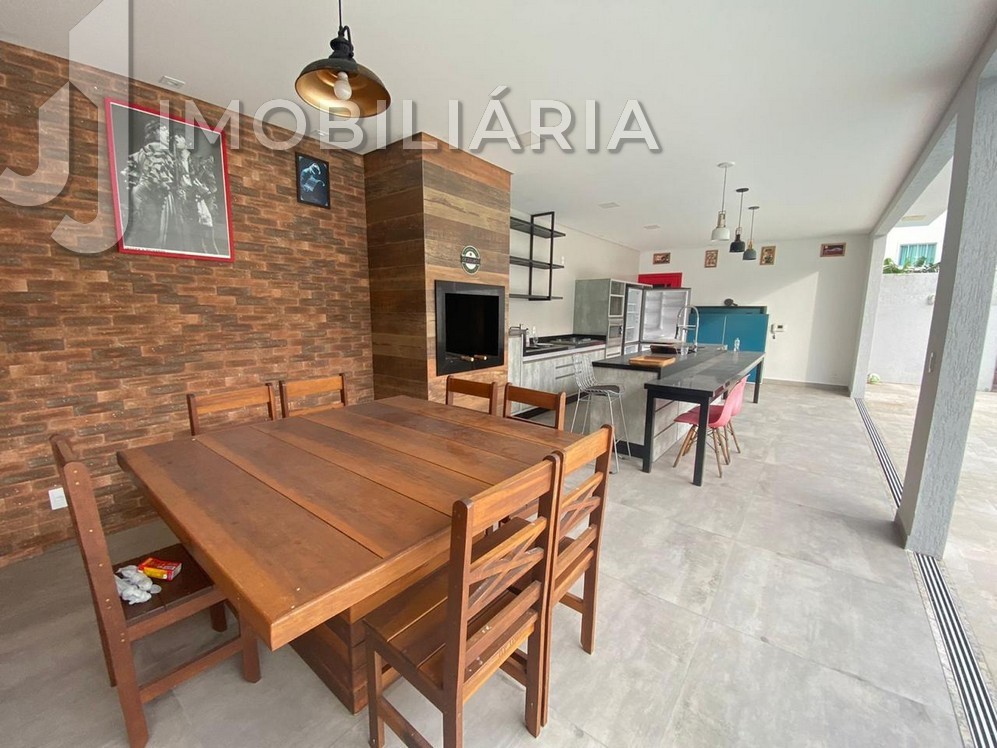 Casa Residencial para venda no Ingleses do Rio Vermelho em Florianopolis com 570m² por R$ 3.500.000,00