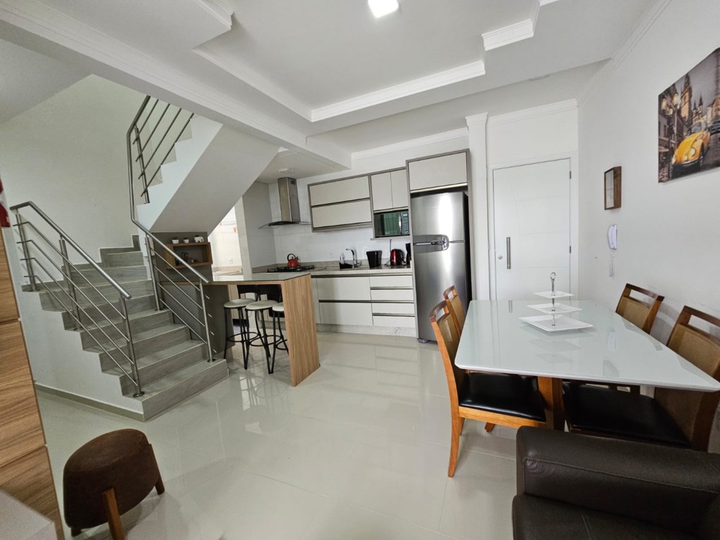 Apartamento para locacao no Ingleses do Rio Vermelho em Florianopolis com 120m² por R$ 0,00
