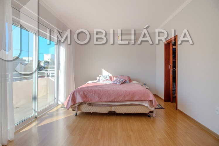 Casa Residencial para venda no Sao Joao do Rio Vermelho em Florianopolis com 450m² por R$ 1.600.000,00