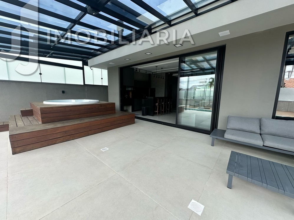Casa Residencial para venda no Ingleses do Rio Vermelho em Florianopolis com 561m² por R$ 4.470.000,00
