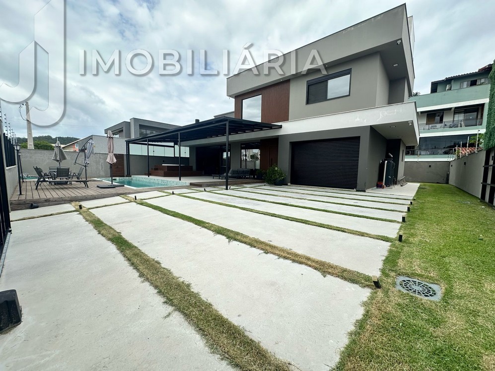 Casa Residencial para venda no Ingleses do Rio Vermelho em Florianopolis com 561m² por R$ 4.470.000,00
