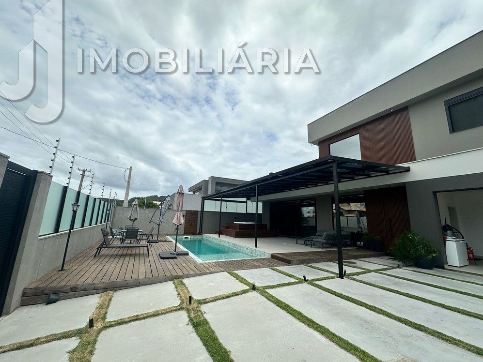 Casa Residencial para venda no Ingleses do Rio Vermelho em Florianopolis com 561m² por R$ 4.470.000,00