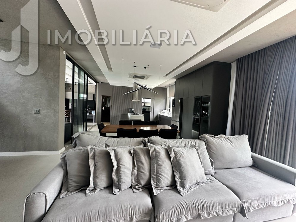 Casa Residencial para venda no Ingleses do Rio Vermelho em Florianopolis com 561m² por R$ 4.470.000,00