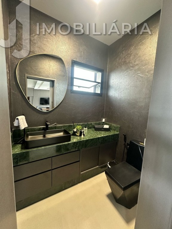 Casa Residencial para venda no Ingleses do Rio Vermelho em Florianopolis com 561m² por R$ 4.470.000,00