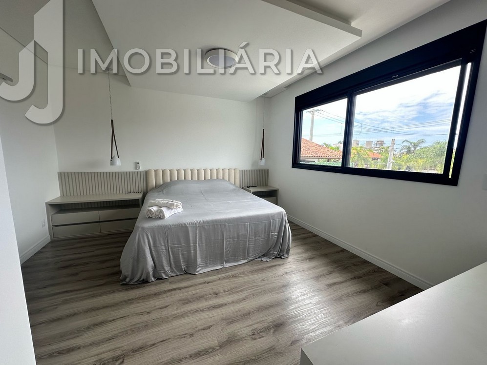 Casa Residencial para venda no Ingleses do Rio Vermelho em Florianopolis com 561m² por R$ 4.470.000,00
