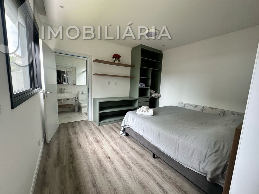 Casa Residencial para venda no Ingleses do Rio Vermelho em Florianopolis com 561m² por R$ 4.470.000,00
