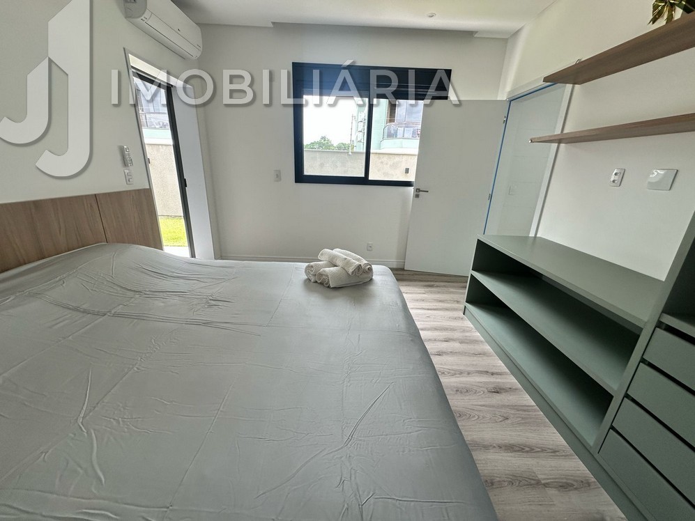 Casa Residencial para venda no Ingleses do Rio Vermelho em Florianopolis com 561m² por R$ 4.470.000,00