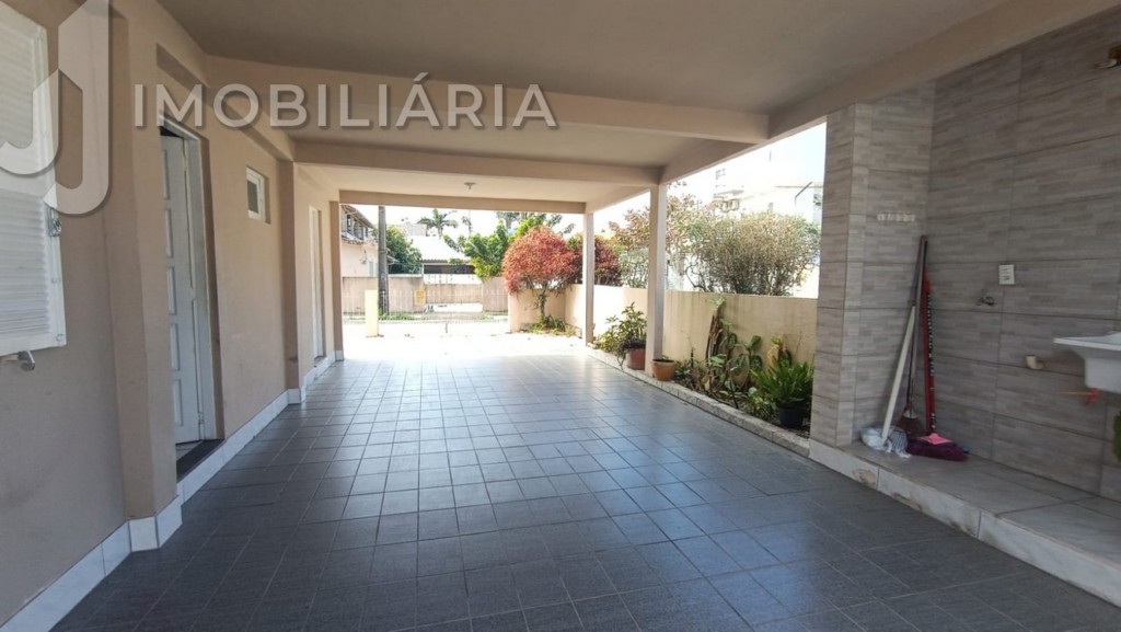 Casa Residencial para venda no Ingleses do Rio Vermelho em Florianopolis com 368m² por R$ 980.000,00