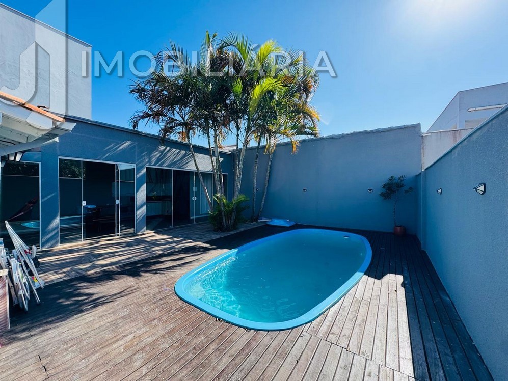 Casa Residencial para venda no Ingleses do Rio Vermelho em Florianopolis com 280m² por R$ 930.000,00