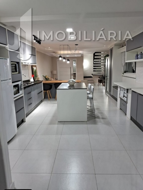 Casa Residencial para venda no Sao Joao do Rio Vermelho em Florianopolis com 158m² por R$ 940.000,00