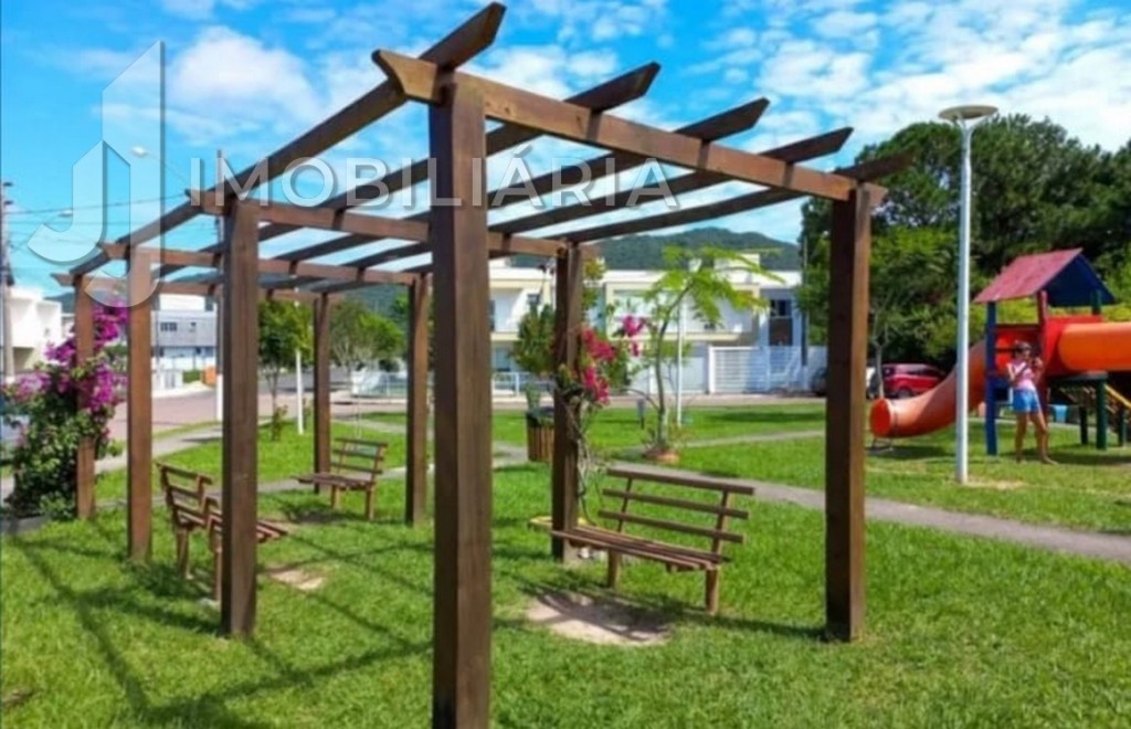 Casa Residencial para venda no Sao Joao do Rio Vermelho em Florianopolis com 158m² por R$ 940.000,00