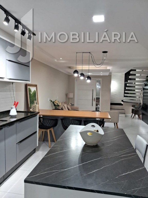 Casa Residencial para venda no Sao Joao do Rio Vermelho em Florianopolis com 158m² por R$ 940.000,00