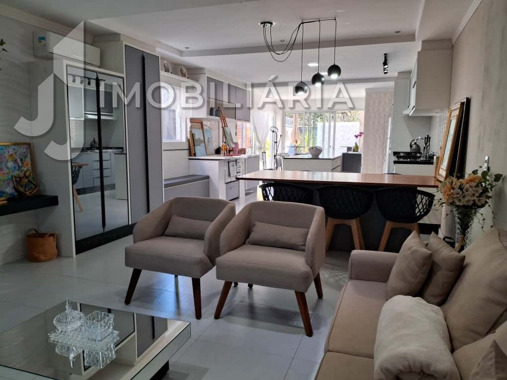 Casa Residencial para venda no Sao Joao do Rio Vermelho em Florianopolis com 158m² por R$ 940.000,00