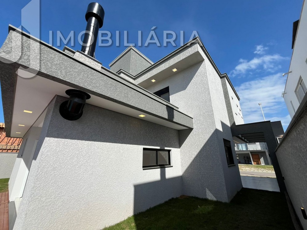 Casa Residencial para venda no Sao Joao do Rio Vermelho em Florianopolis com 450m² por R$ 1.890.000,00