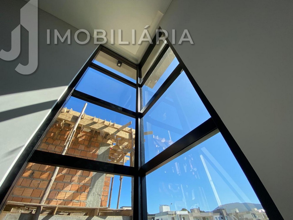 Casa Residencial para venda no Sao Joao do Rio Vermelho em Florianopolis com 450m² por R$ 1.890.000,00