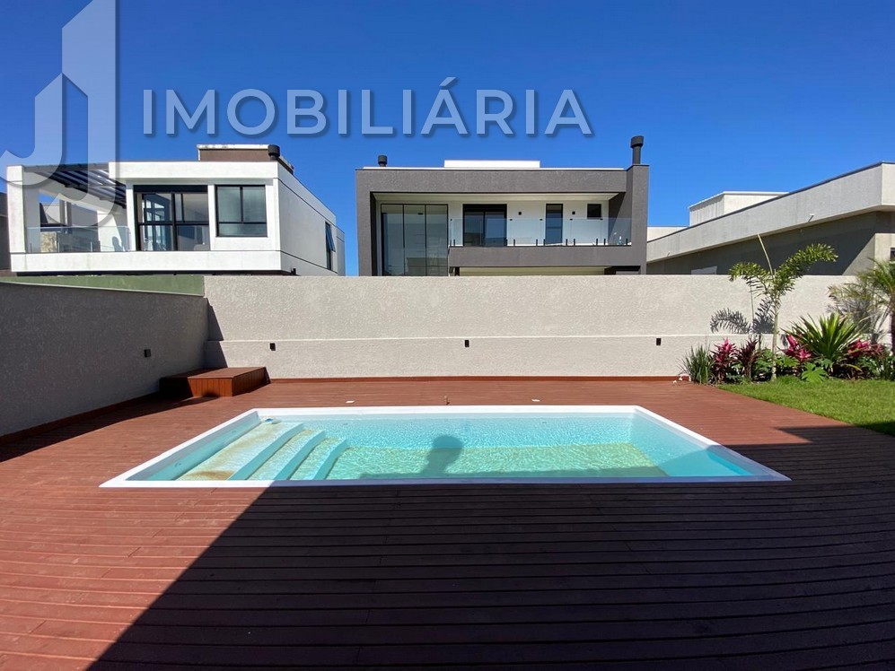 Casa Residencial para venda no Sao Joao do Rio Vermelho em Florianopolis com 450m² por R$ 1.890.000,00