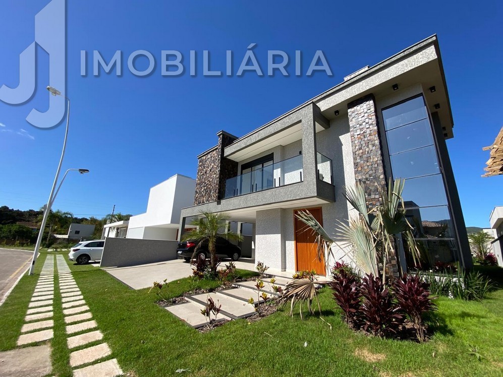Casa Residencial para venda no Sao Joao do Rio Vermelho em Florianopolis com 450m² por R$ 1.890.000,00
