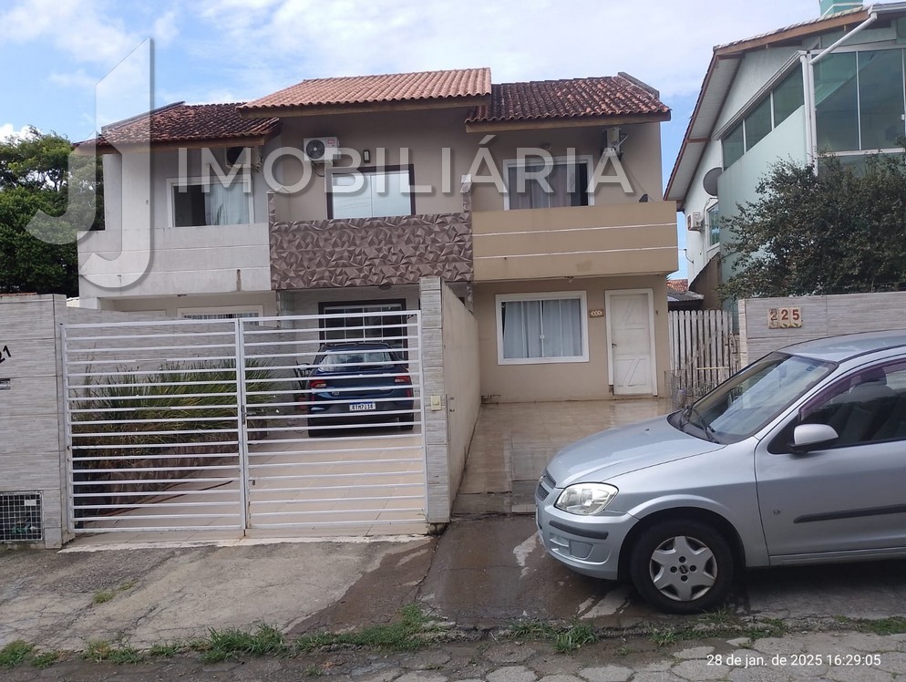 Casa Residencial para venda no Ingleses do Rio Vermelho em Florianopolis com 118m² por R$ 380.000,00