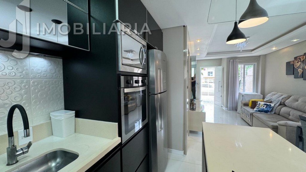 Casa Residencial para venda no Sao Joao do Rio Vermelho em Florianopolis com 158,68m² por R$ 780.000,00