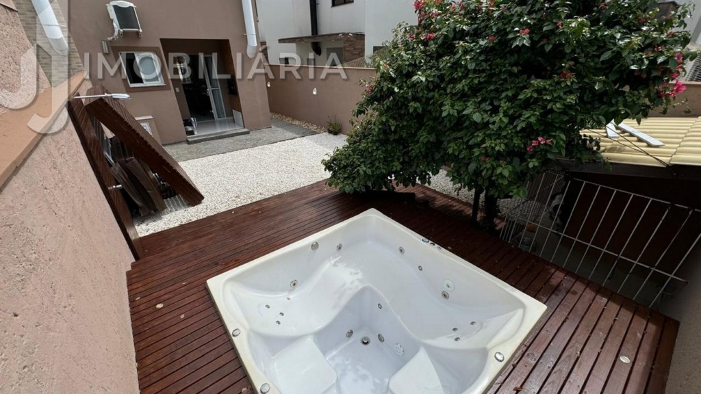 Casa Residencial para venda no Sao Joao do Rio Vermelho em Florianopolis com 158,68m² por R$ 780.000,00