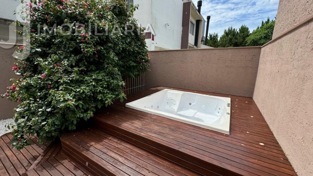 Casa Residencial para venda no Sao Joao do Rio Vermelho em Florianopolis com 158,68m² por R$ 780.000,00