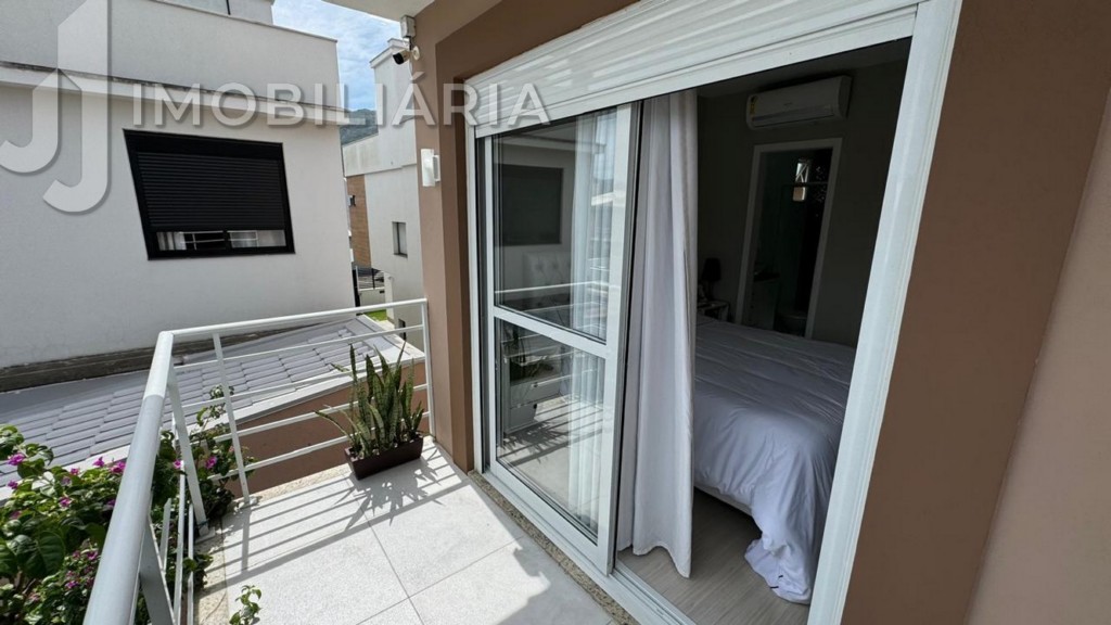 Casa Residencial para venda no Sao Joao do Rio Vermelho em Florianopolis com 158,68m² por R$ 780.000,00