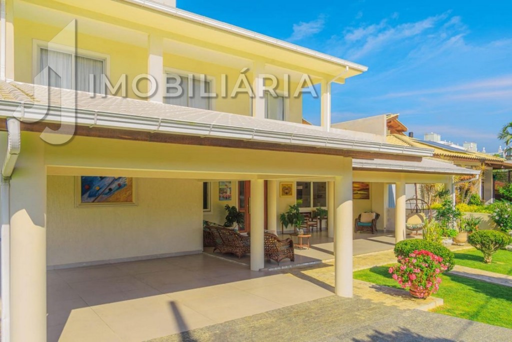 Casa Residencial para venda no Ingleses do Rio Vermelho em Florianopolis com 636m² por R$ 3.500.000,00