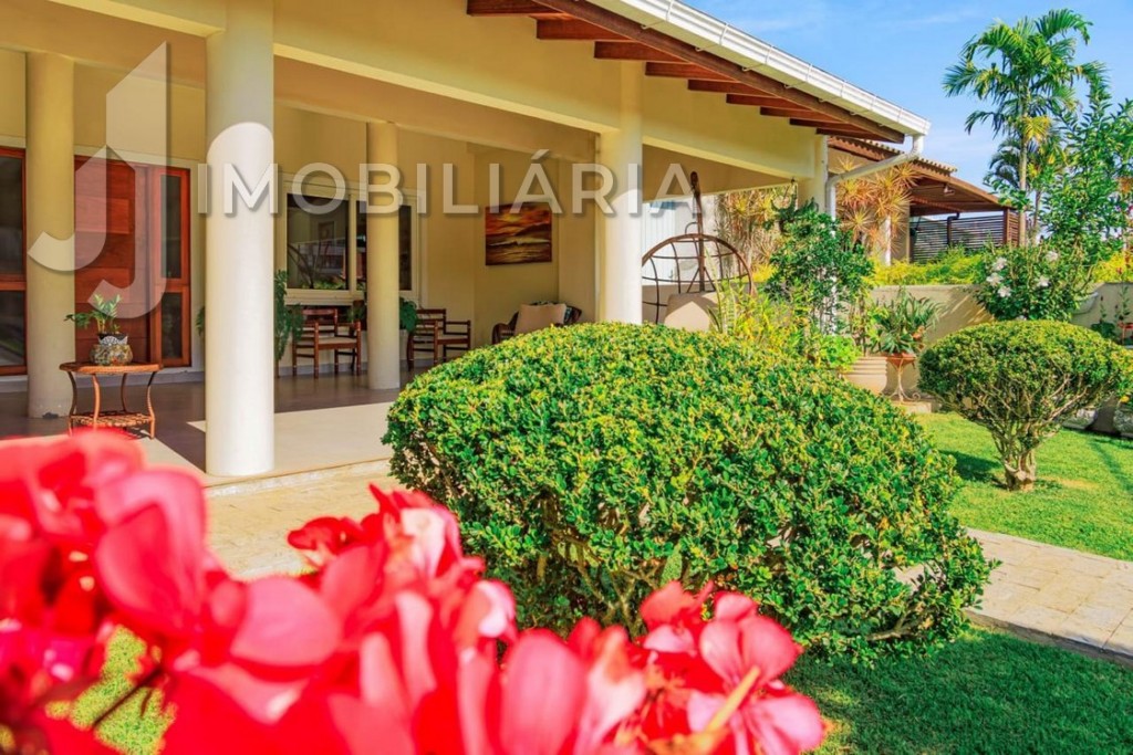 Casa Residencial para venda no Ingleses do Rio Vermelho em Florianopolis com 636m² por R$ 3.500.000,00