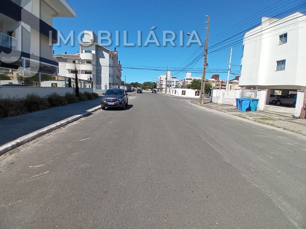 Apartamento para locacao no Ingleses do Rio Vermelho em Florianopolis com 60m² por R$ 2.500,00