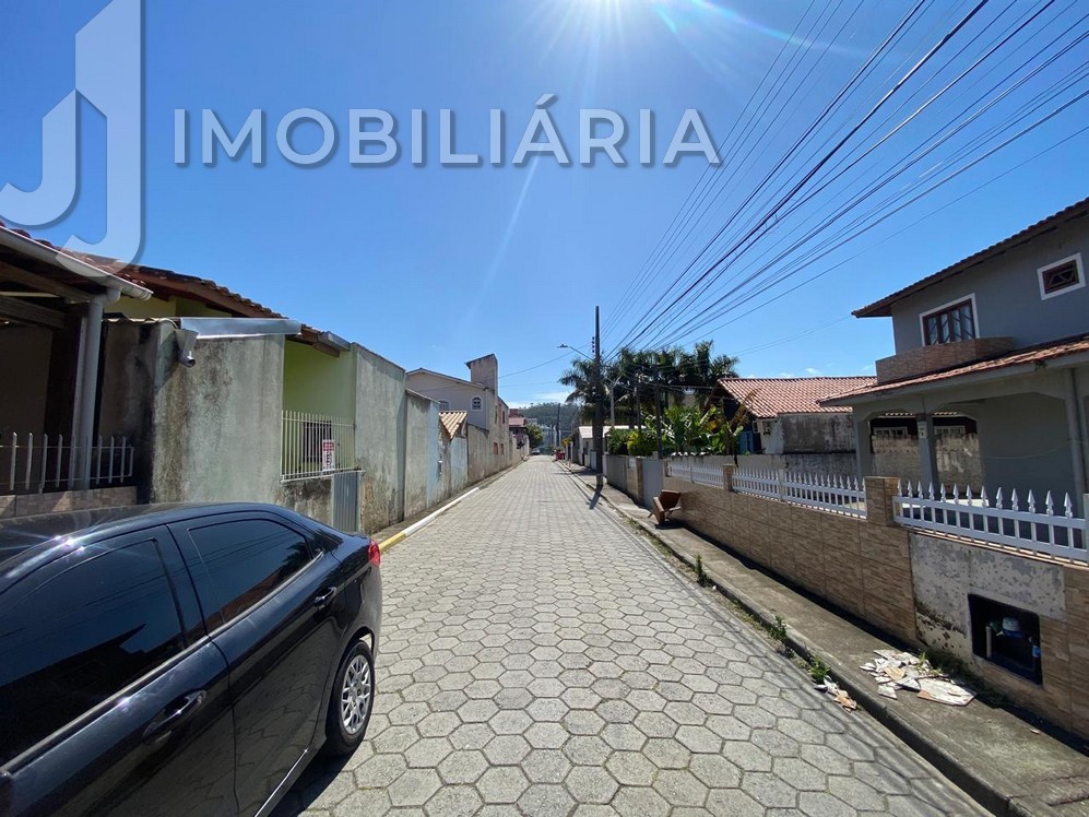 Apartamento para venda no Ingleses do Rio Vermelho em Florianopolis com 77m² por R$ 380.000,00