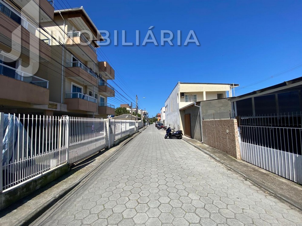 Apartamento para venda no Ingleses do Rio Vermelho em Florianopolis com 77m² por R$ 380.000,00