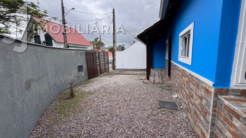 Casa Residencial para venda no Ingleses do Rio Vermelho em Florianopolis com 120m² por R$ 400.000,00
