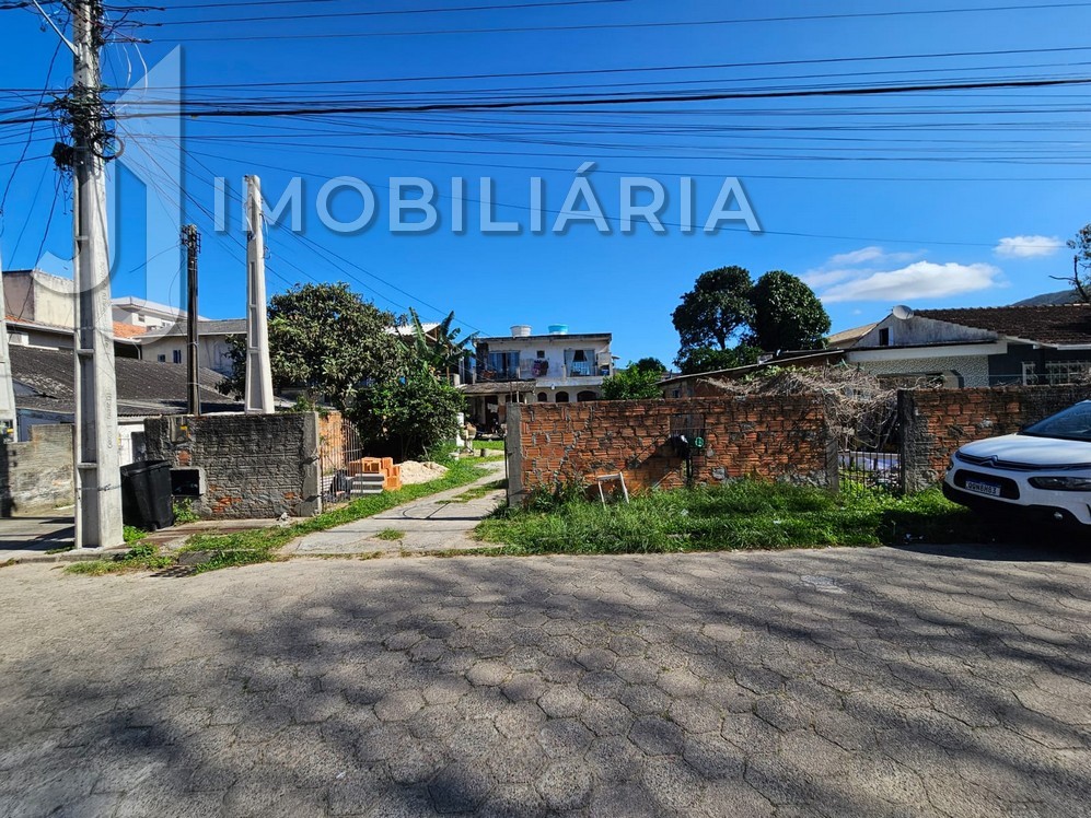 Casa Residencial para venda no Ingleses do Rio Vermelho em Florianopolis com 450m² por R$ 848.000,00