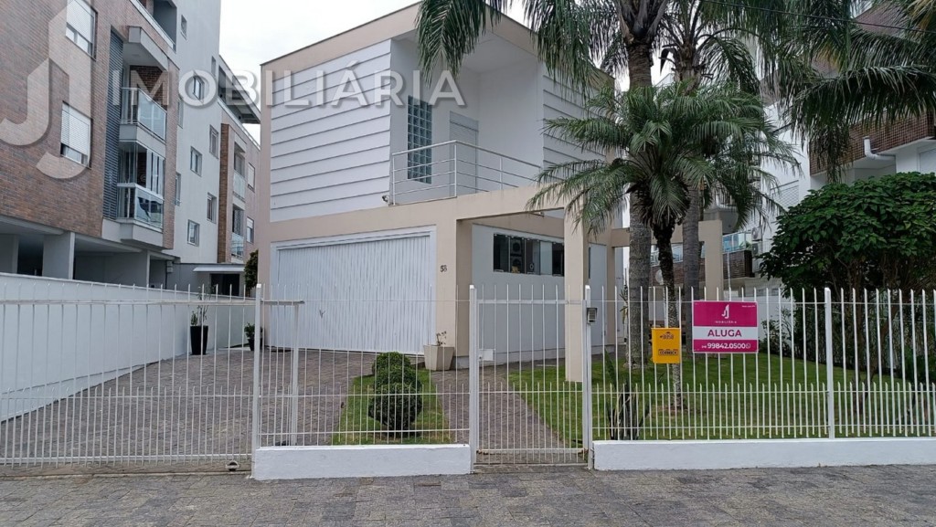 Casa Residencial para venda no Ingleses do Rio Vermelho em Florianopolis com 570m² por R$ 3.000.000,00