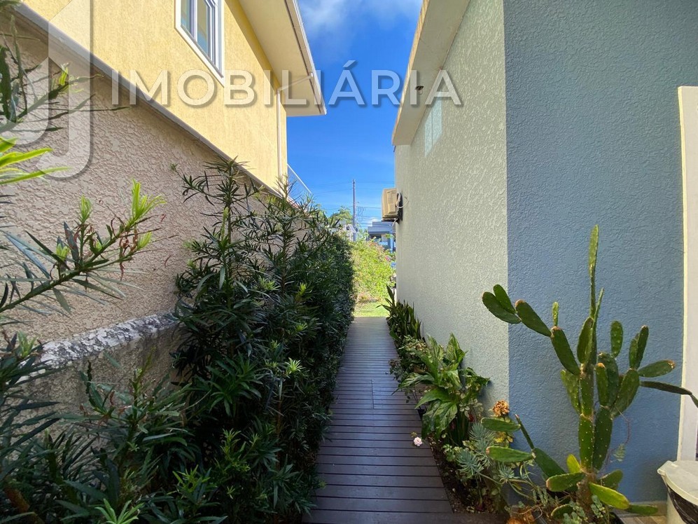 Casa Residencial para venda no Ingleses do Rio Vermelho em Florianopolis com 225m² por R$ 1.150.000,00