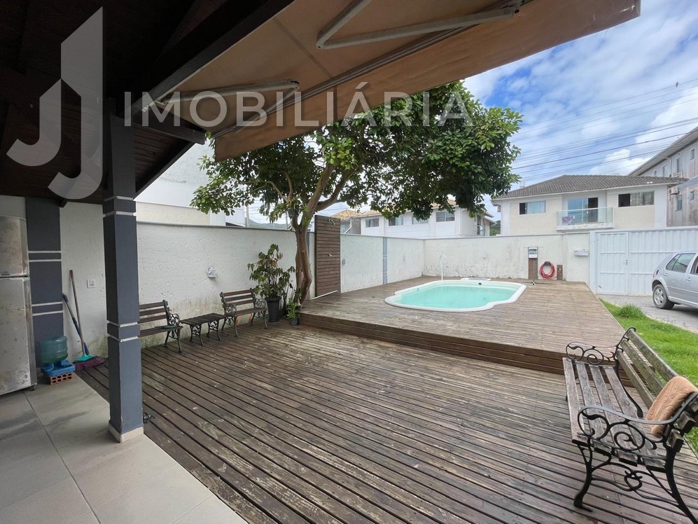 Casa Residencial para venda no Ingleses do Rio Vermelho em Florianopolis com 360m² por R$ 650.000,00