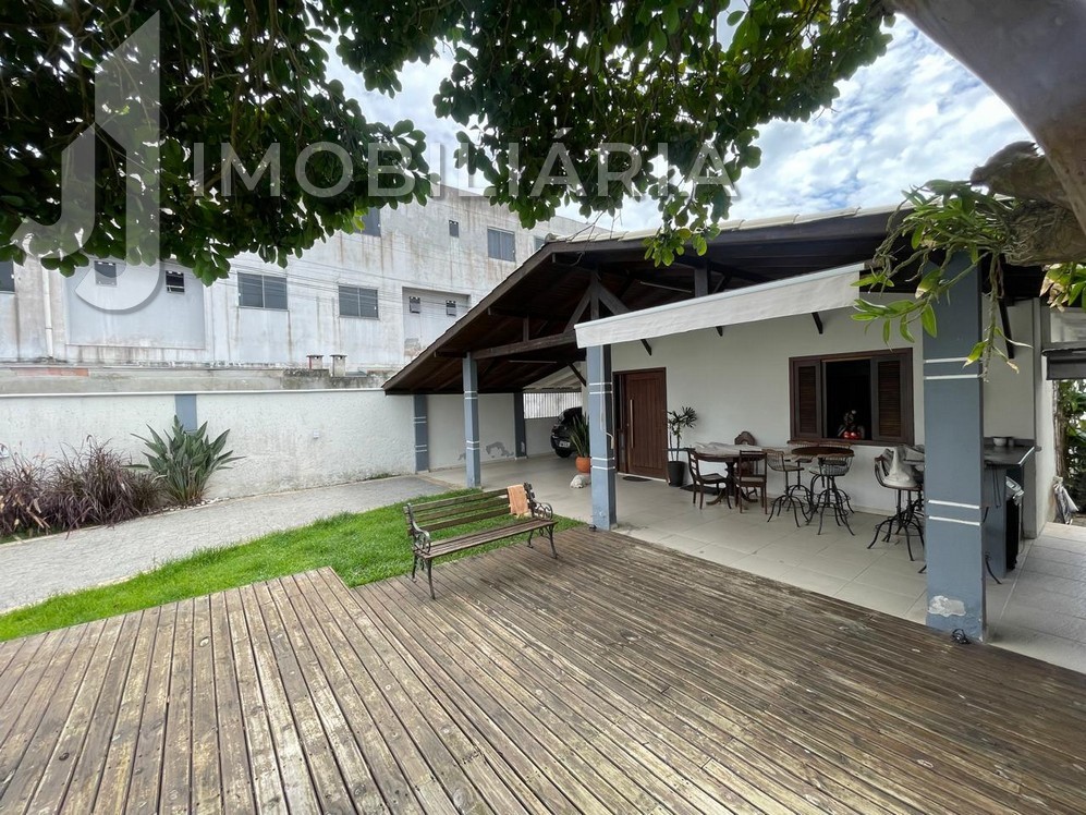 Casa Residencial para venda no Ingleses do Rio Vermelho em Florianopolis com 360m² por R$ 650.000,00