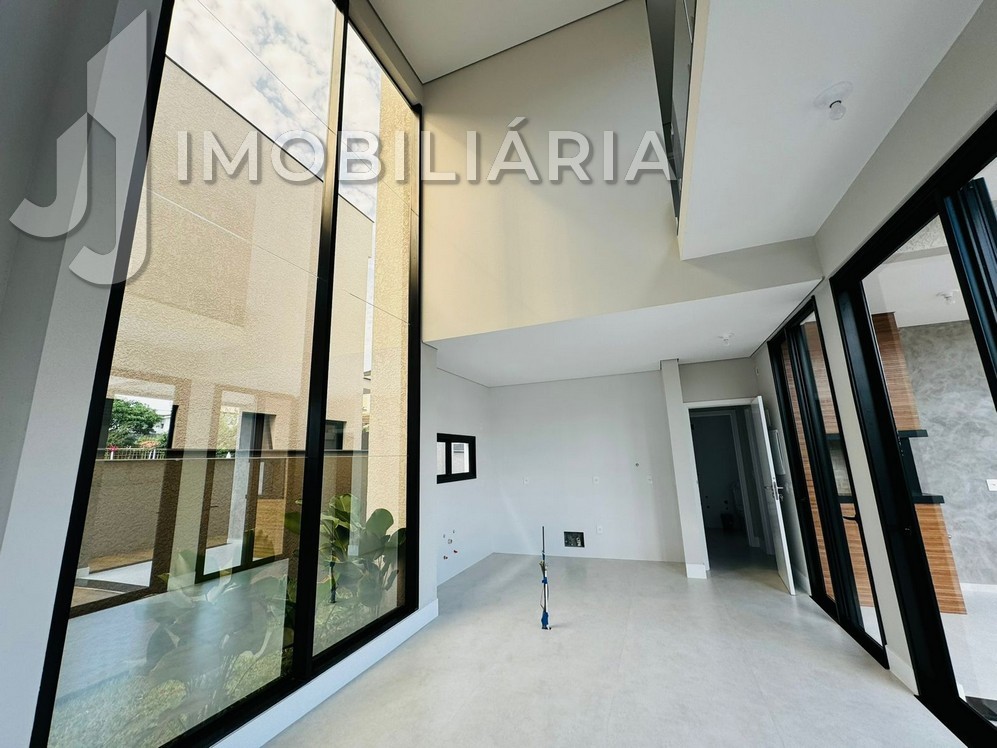Casa Residencial para venda no Ingleses do Rio Vermelho em Florianopolis com 250m² por R$ 2.450.000,00