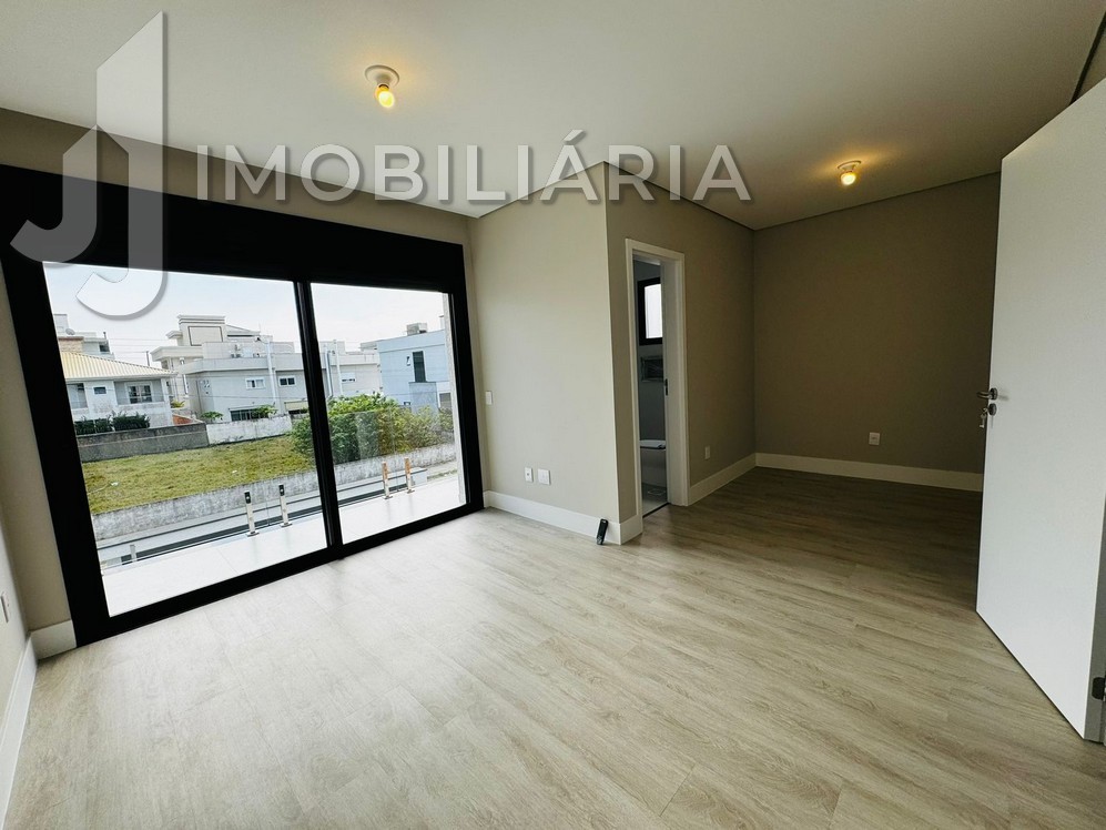 Casa Residencial para venda no Ingleses do Rio Vermelho em Florianopolis com 250m² por R$ 2.450.000,00