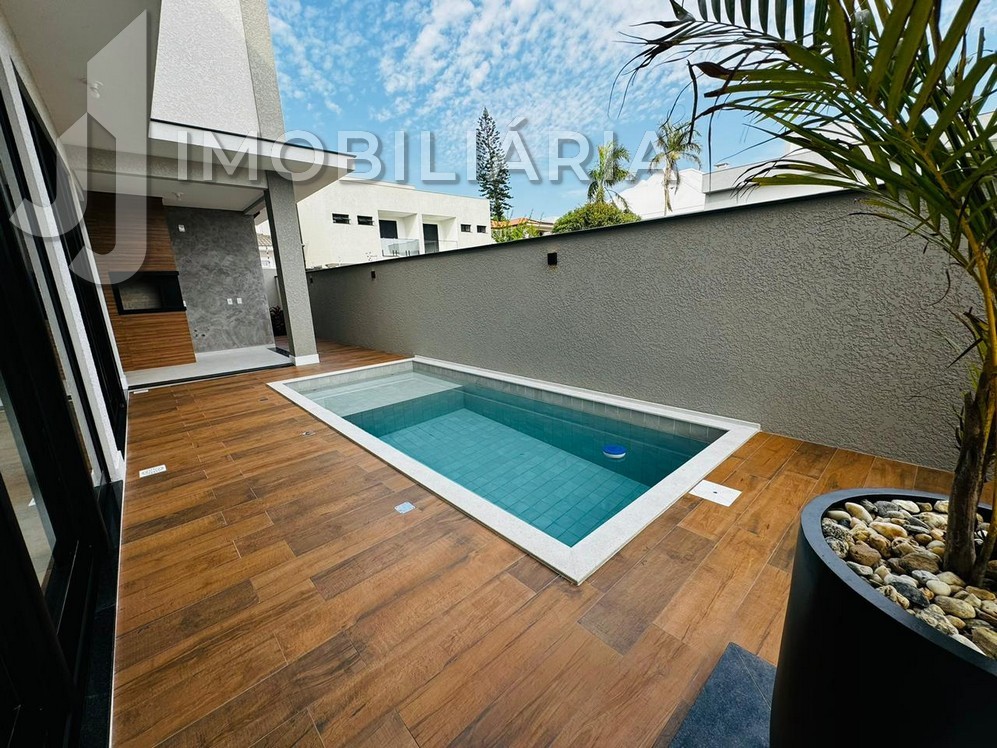 Casa Residencial para venda no Ingleses do Rio Vermelho em Florianopolis com 250m² por R$ 2.450.000,00