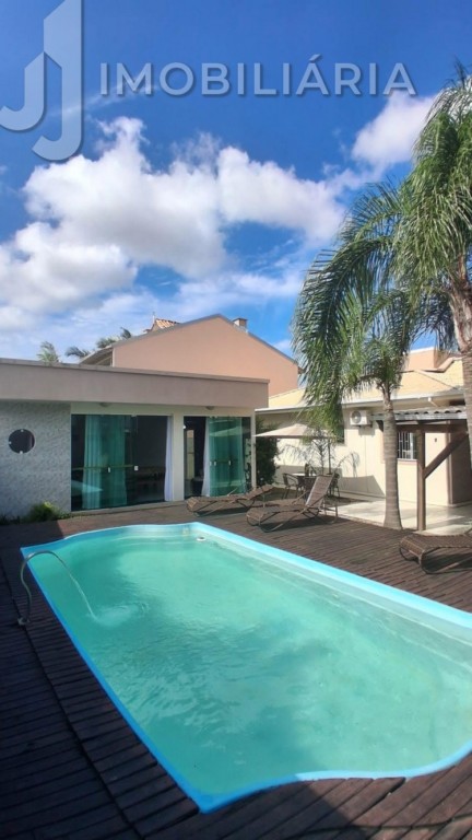 Casa Residencial para venda no Ingleses do Rio Vermelho em Florianopolis com 420m² por R$ 1.250.000,00