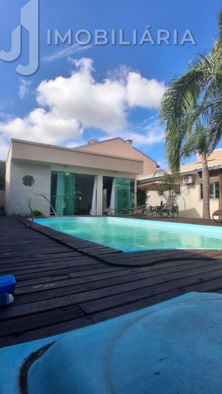 Casa Residencial para venda no Ingleses do Rio Vermelho em Florianopolis com 420m² por R$ 1.250.000,00