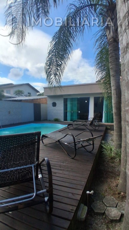 Casa Residencial para venda no Ingleses do Rio Vermelho em Florianopolis com 420m² por R$ 1.250.000,00